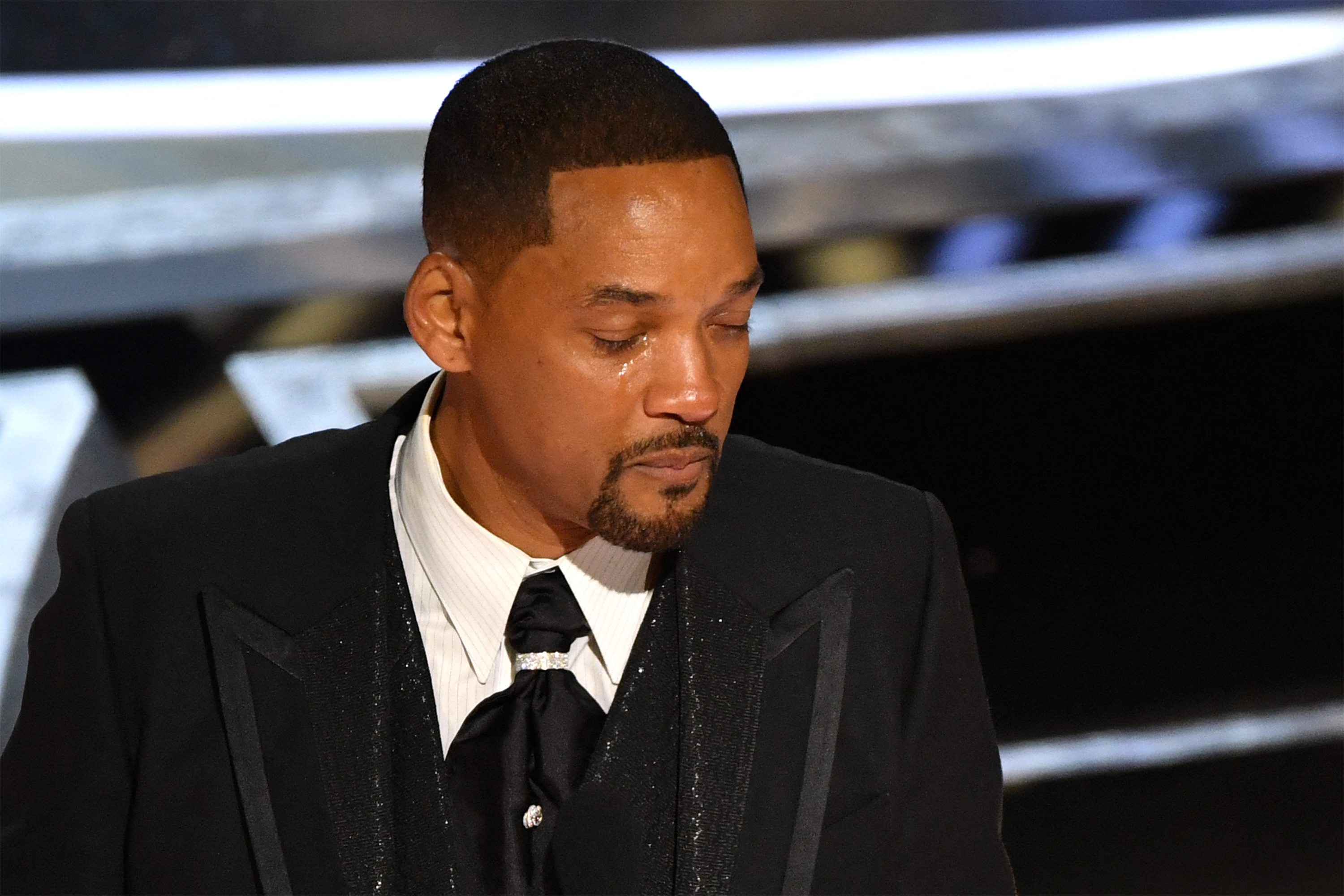 Will Smith é banido do Oscar por dez anos após tapa em Chris Rock
