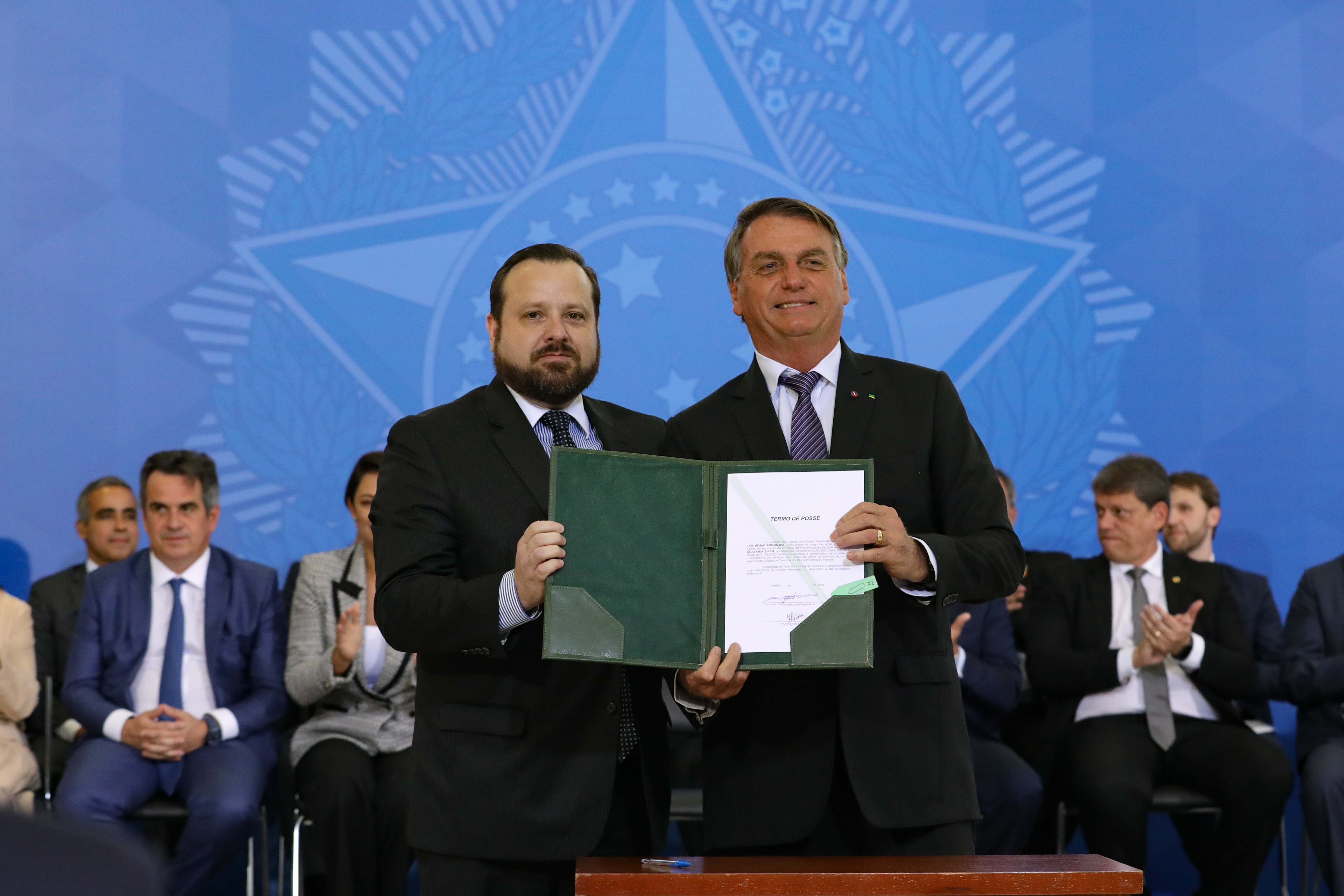 A reação do ex-ministro de Bolsonaro ao ser retirado da Comissão de Ética