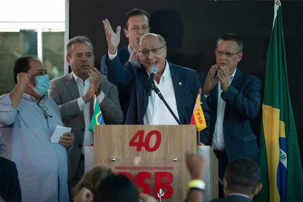 A trabalheira de Geraldo Alckmin como cabo eleitoral do PSB