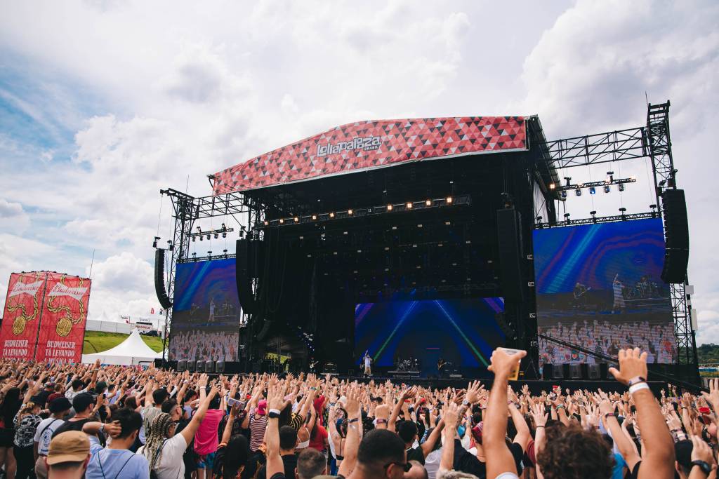 O p&uacute;blico no festival Lollapalooza Brasil 2022