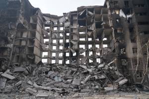 Prédio destruído no centro de Mariupol: Rússia luta para manter o controle sobre a cidade Prédio destruído no centro de Mariupol: Rússia luta para manter o controle sobre a cidade