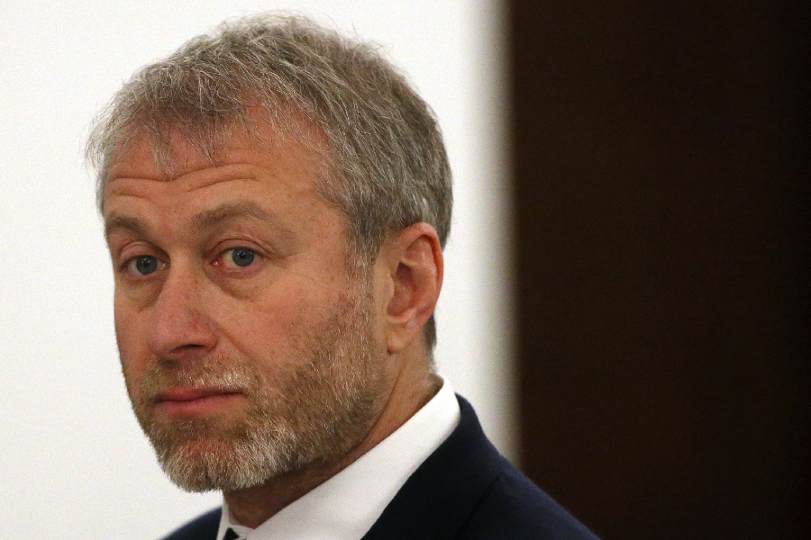 Polêmica envolvendo oligarca russo Roman Abramovich provoca alteração na legislação de Portugal.