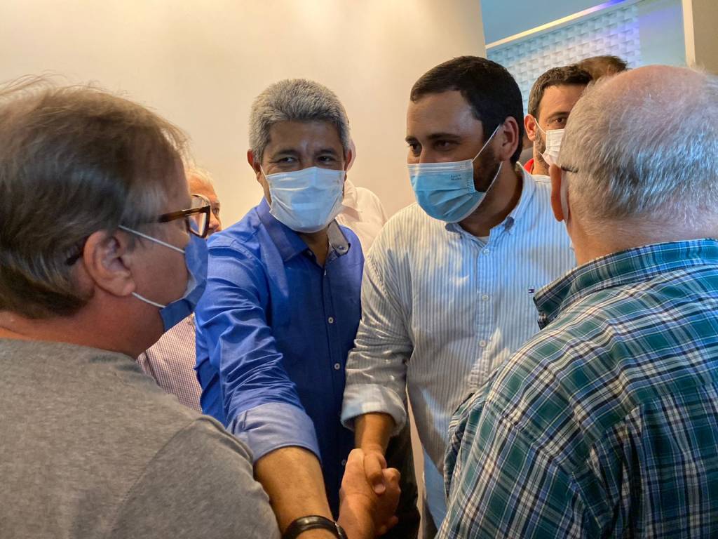 De volta ao jogo político, Geddel abençoa união do MDB com o PT na Bahia