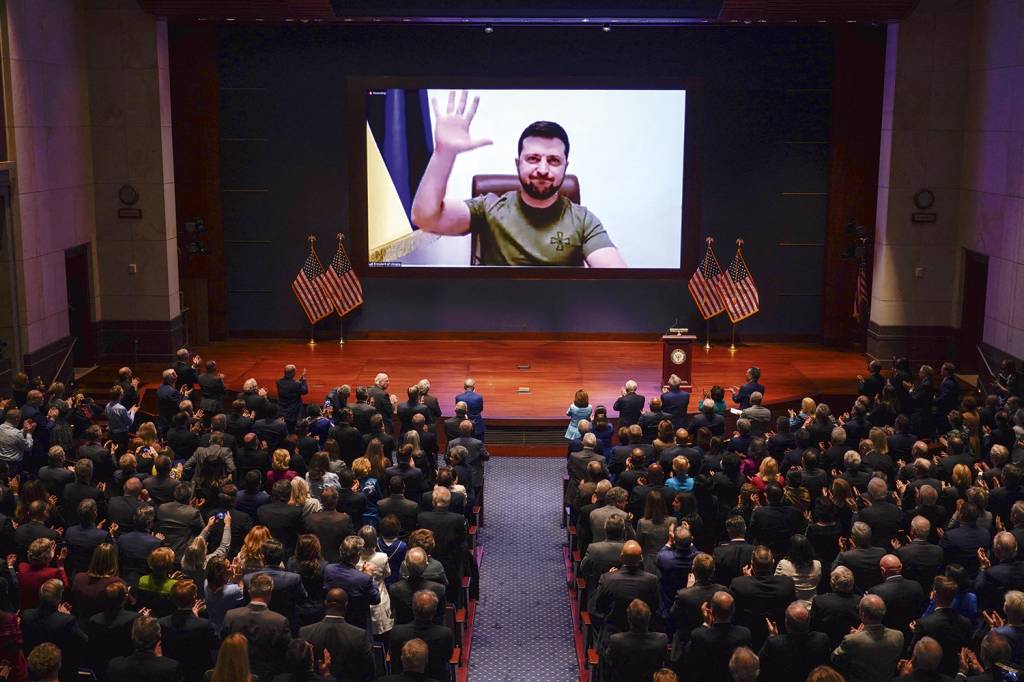 ZELENSKY-SENADO-EUA-000_326A66E.jpg APELO VIRTUAL - Zelensky fala aos congressistas americanos: pedido dramático de mais armas e mais ajuda -