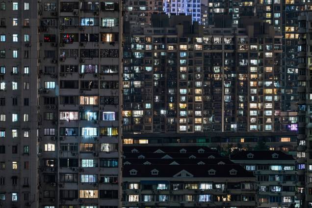 Residenciais, durante o Lockdown imposto pelo governo chinês, no distrito de Jing'an, em Xangai, em 21 de abril de 2022. Residenciais, durante o Lockdown imposto pelo governo chinês, no distrito de Jing'an, em Xangai, em 21 de abril de 2022.