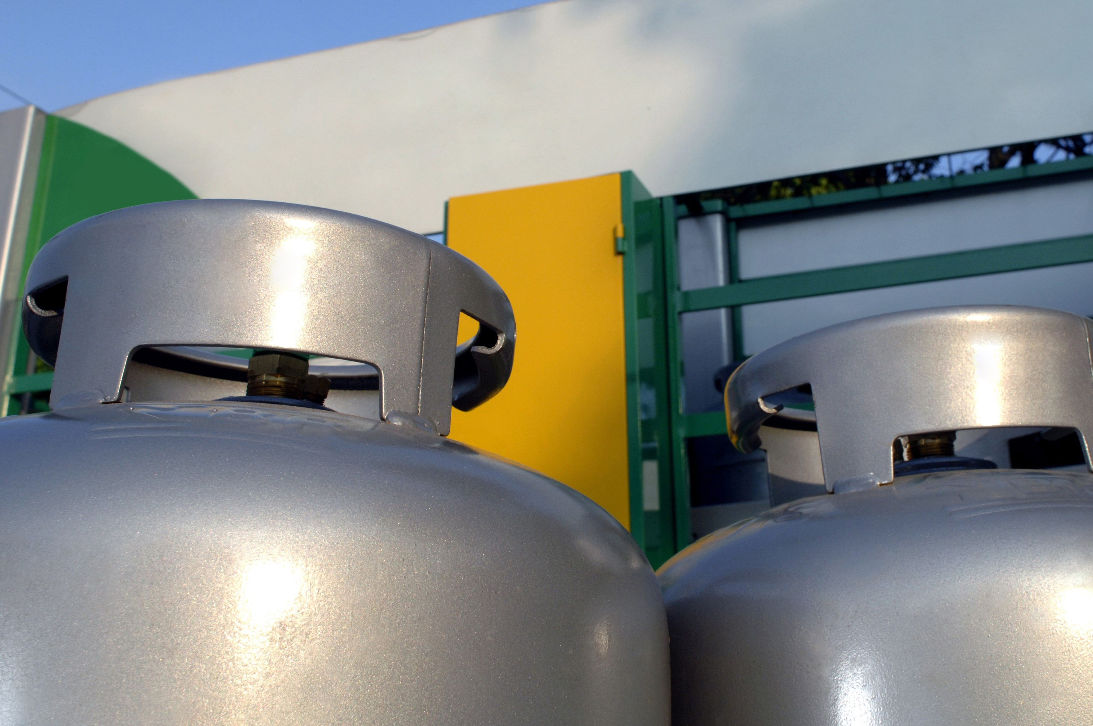 Paz entre EUA e Irã reabre disputa sobre gás de cozinha na Câmara
