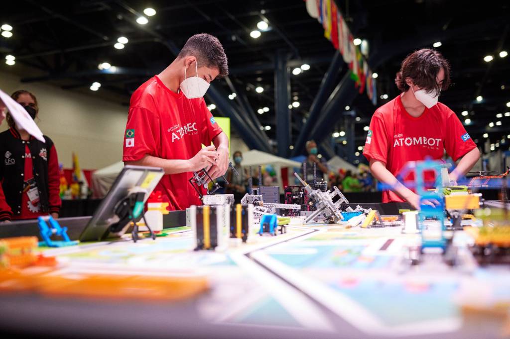 O investimento bilionário das indústrias no Sesi para educação em Minas