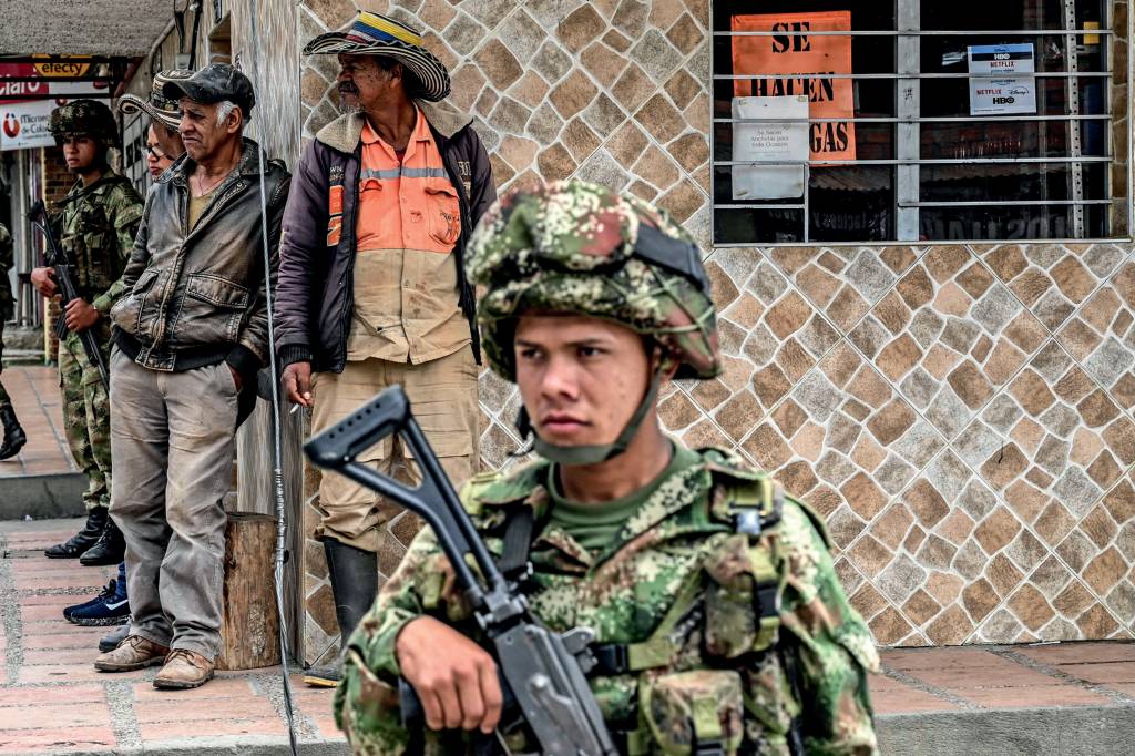 COLOMBIA-DRUGS-CONFLICT DESAFIO - Patrulha em Antioquia: violência após a extradição de narcotraficante -