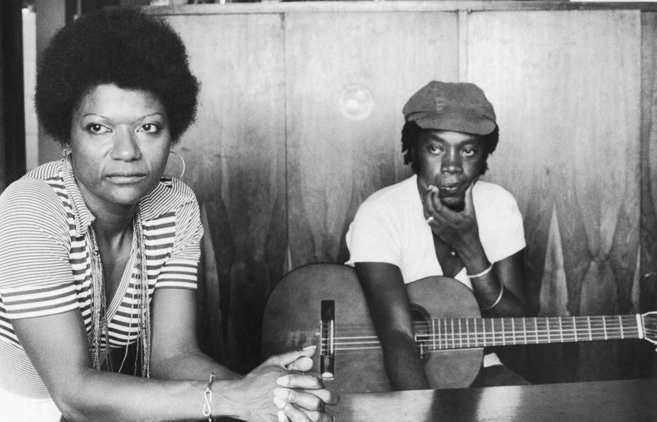 Alaíde Costa com Milton Nascimento nos anos 70.