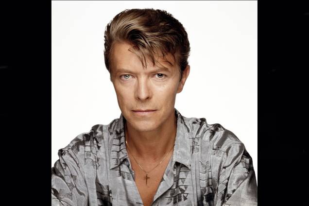 Cantor e músico inglês David Bowie, em ensaio fotográfico, Londres 1992. Cantor e músico inglês David Bowie, em ensaio fotográfico, Londres 1992.