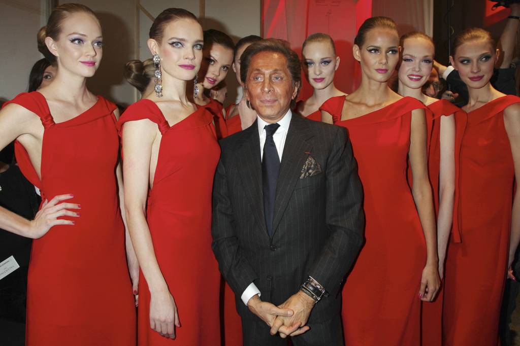 GettyImages-79183346.jpg SOBERANO - Valentino e suas criações: inspiração na força de Carmen, de Bizet -