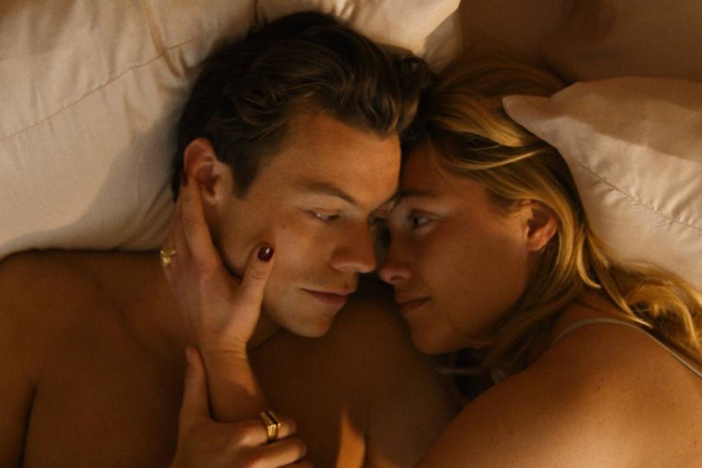 Cuspe e traições: o polêmico bastidor do novo filme de Harry Styles