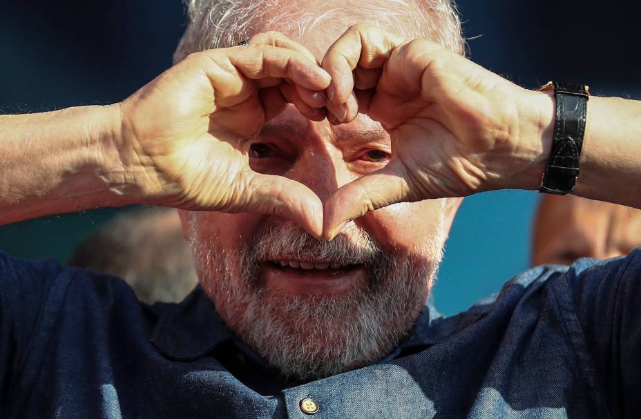 O ex presidente Luiz Inácio Lula da Silva, PT, participa de manifestação das centrais sindicais no Dia Internacional do Trabalho, em Sao Paulo, 01/05/2022.