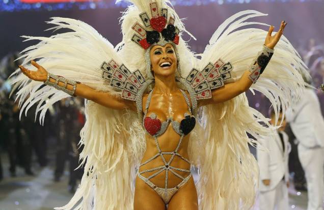 A Apresentadora Sabrina Sato, desfilando pela Gaviões da Fiel, em São Paulo, no Carnaval de 2015. A Apresentadora Sabrina Sato, desfilando pela Gaviões da Fiel, em São Paulo, no Carnaval de 2015.