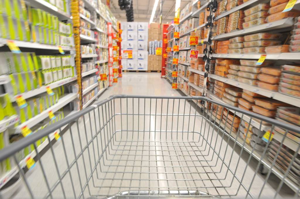 Varejo cresce 0,5% em fevereiro e alcança maior nível da série histórica