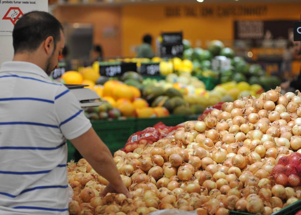 Interferências do ambiente sociocultural no agro