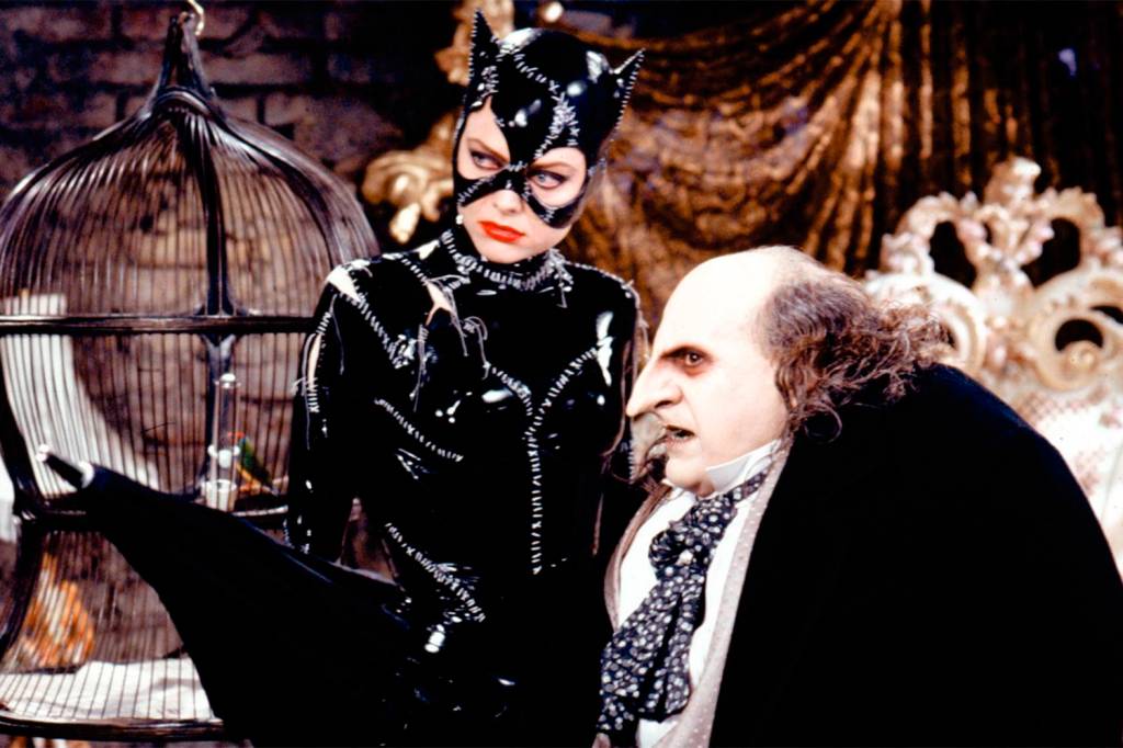dan Michelle Pfeiffer e Danny DeVito em 'Batman: O Retorno' (1992) -