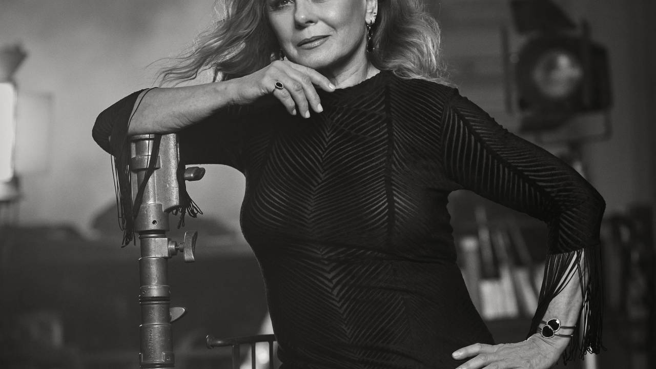 Vera Fischer posa para o livro "Cais"