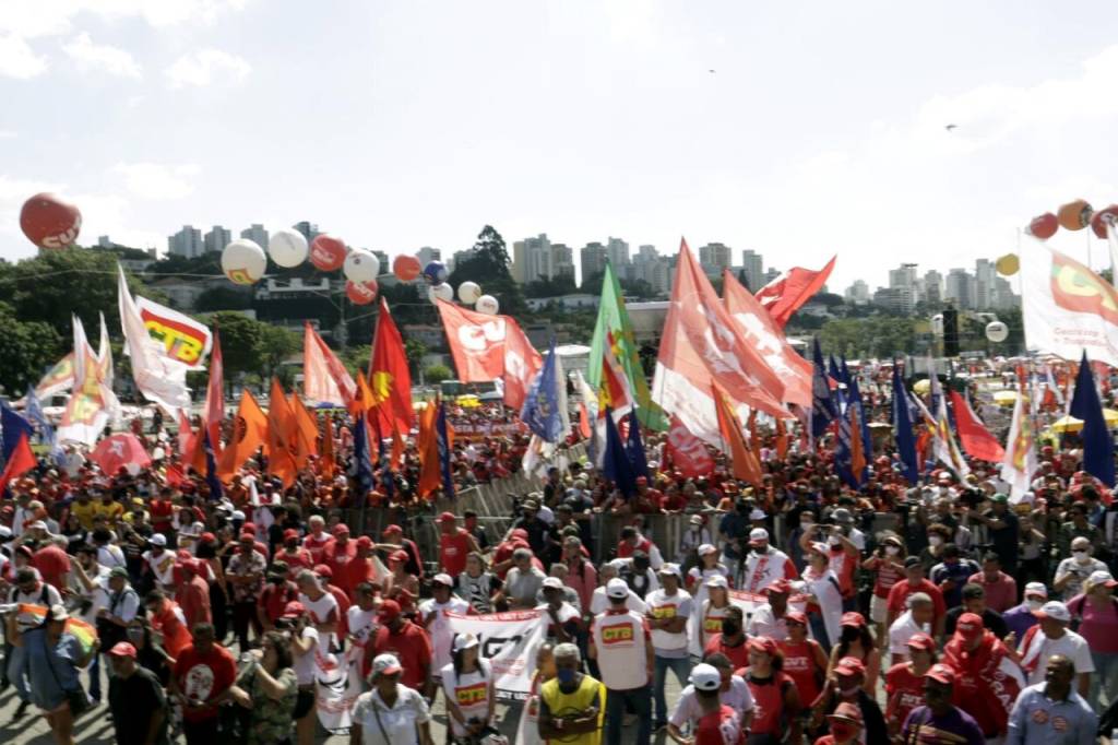 Centrais querem engordar seu caixa com um novo imposto