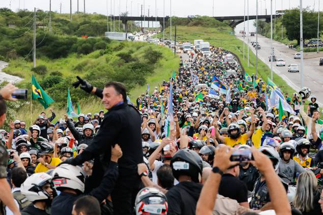 Presidente da República Jair Bolsonaro durante motociata, em Caruaru-PE, 23/06/2022. Presidente da República Jair Bolsonaro durante motociata, em Caruaru-PE, 23/06/2022.