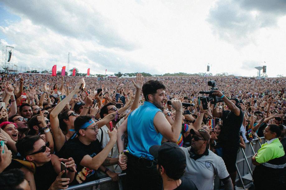 Apresentação do cantor Jão no Lollapalooza 2022, em Interlagos, São Paulo.