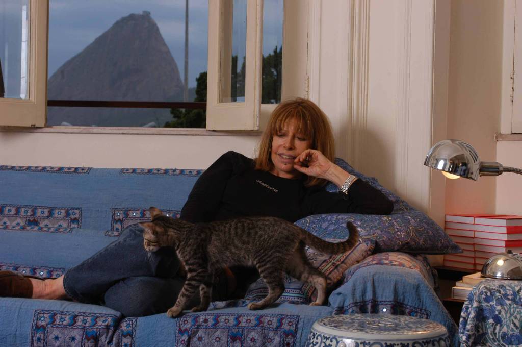 Morre Danuza Leão, modelo e colunista social, aos 88 anos