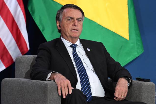 O Presidente Jair Bolsonaro, ouve o Presidente americano Joe Biden, durante encontro na IX Cúpula das Américas, em Los Angeles, Califórnia, 09/06/2022. O Presidente Jair Bolsonaro, ouve o Presidente americano Joe Biden, durante encontro na IX Cúpula das Américas, em Los Angeles, Califórnia, 09/06/2022.