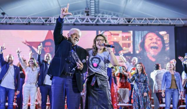 Lula e Janja participam, em Uberlândia, do Ato de lançamento da cadidatura de Alexandre Kalil ao governo de Minas Gerais, em 15.06.2022. Lula e Janja participam, em Uberlândia, do Ato de lançamento da cadidatura de Alexandre Kalil ao governo de Minas Gerais, em 15.06.2022.