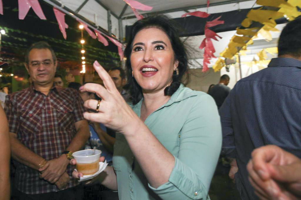 SIMONE-TEBET-FESTA-JUNINA.jpg CONFIANÇA - Simone Tebet: tentativa de impor acordo no Sul -