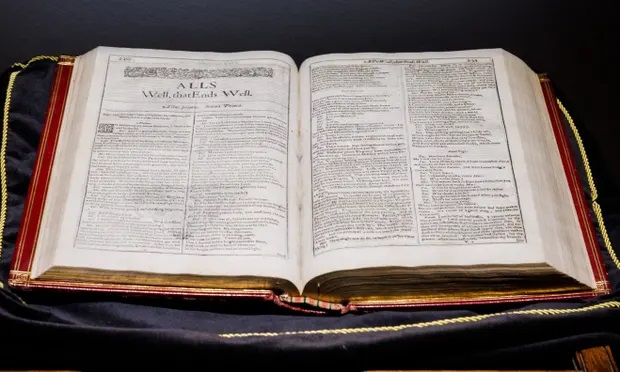 A cópia do First Folio de Shakespeare que será leiloada em julho pela Sotheby's -