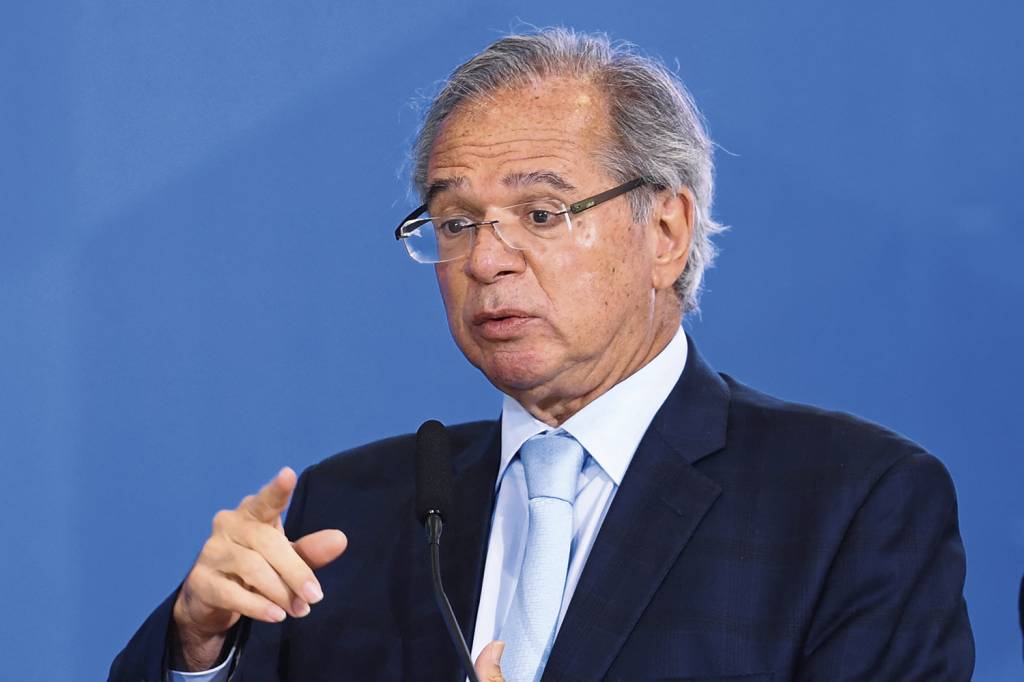 000_32DC979.jpg MUDANÇA DE PLANOS - Guedes: atenção ao setor nas vésperas da eleição -