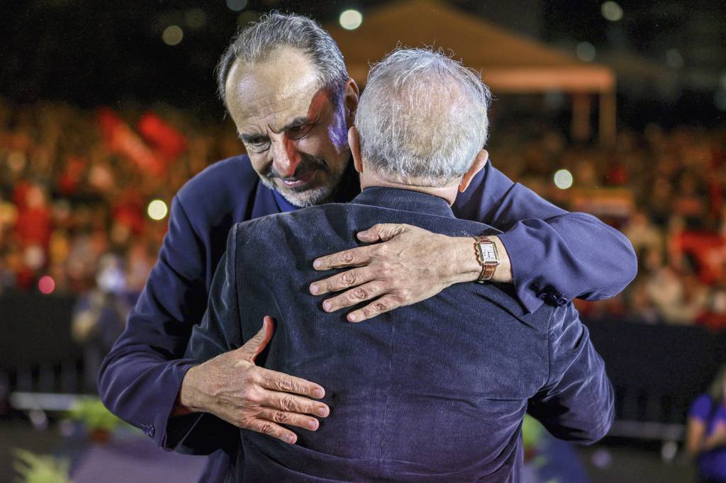 O peso que o comício com Lula tem para a campanha de Kalil em MG