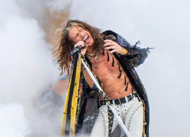 Steven Tyler vocalista da banda americana Aerosmith durante show no New Orleans Jazz Festival em Nova Orleans, EUA. 05/05/2018. Steven Tyler vocalista da banda americana Aerosmith durante show no New Orleans Jazz Festival em Nova Orleans, EUA. 05/05/2018.