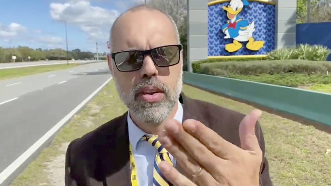 À ESPERA - Allan dos Santos: decreto de prisão no Brasil e pedido de asilo ao governo dos Estados Unidos -