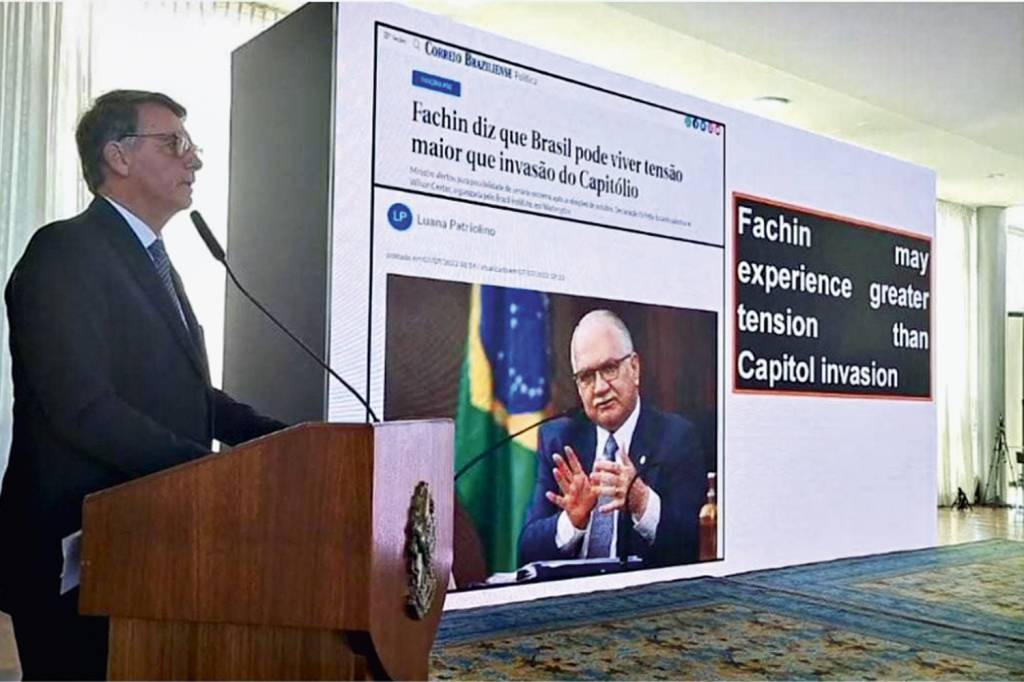 BOLSONARO-REUNIAO-EMBAIXADORES-2022-09.jpg IRRESPONSABILIDADE - Bolsonaro: reunião com embaixadores para pregar contra o sistema eleitoral brasileiro -