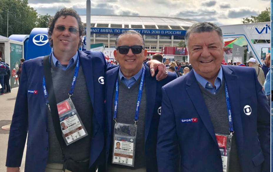 Walter Casagrande Jr., Galvão Bueno e Arnaldo Cézar Coelho, em Moscou, durante a cobertura da Rede Globo e Sportv  da Copa do Mundo da Rússia, em 2018.