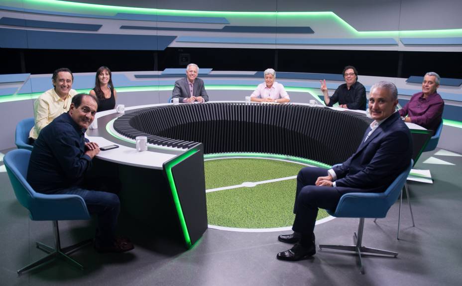 Programa "Grande Círculo" da Sportv, recebendo o técnico da Seleção Brasileira Tite, com Murici Ramalho, Marcelo Barreto, Glenda Kozlowski, Milton Leite, Caco Barcelos, Casagrande e Mauro Naves, 2018.