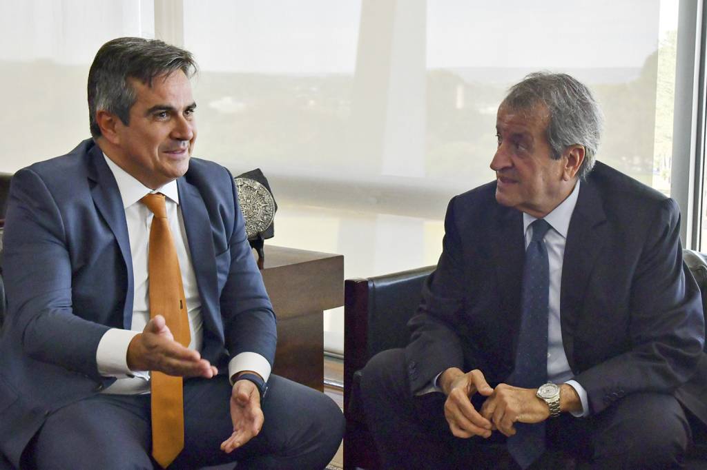 CIRO-NOGUEIRA-WALDEMAR-COSTA-NETO-2021-02.jpg CARAS VELHAS - Nogueira e Costa Neto: o Centrão agora tem cadeira cativa na campanha -