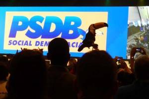 PSDB paulista reúne 300 vereadores tucanos para debater futuro do partido