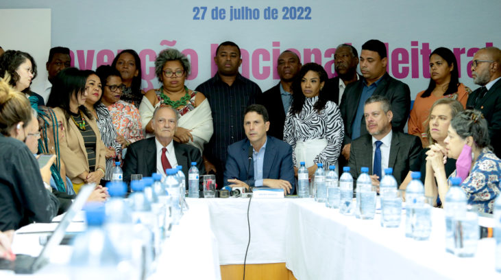 PSDB e Cidadania aprovam apoio a Simone Tebet, mas adiam definição do vice