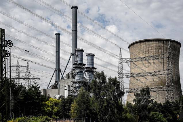 Usina `a gás operada pelo fornecedor de energia alemão RWE, ao lado usina nuclear Emsland em Lingen, Alemanha, 25/07/2022. Usina `a gás operada pelo fornecedor de energia alemão RWE, ao lado usina nuclear Emsland em Lingen, Alemanha, 25/07/2022.