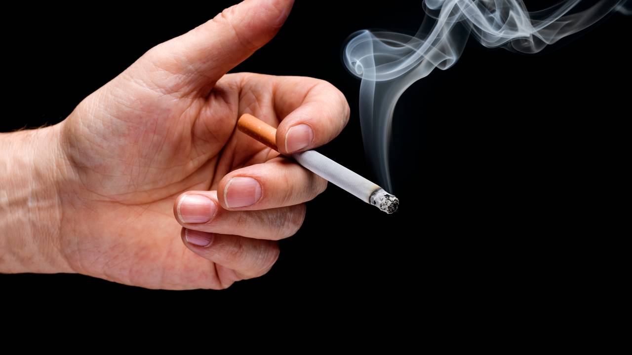 to illustrate unhealthy living and and the dangers of passive smoking and smoking issues