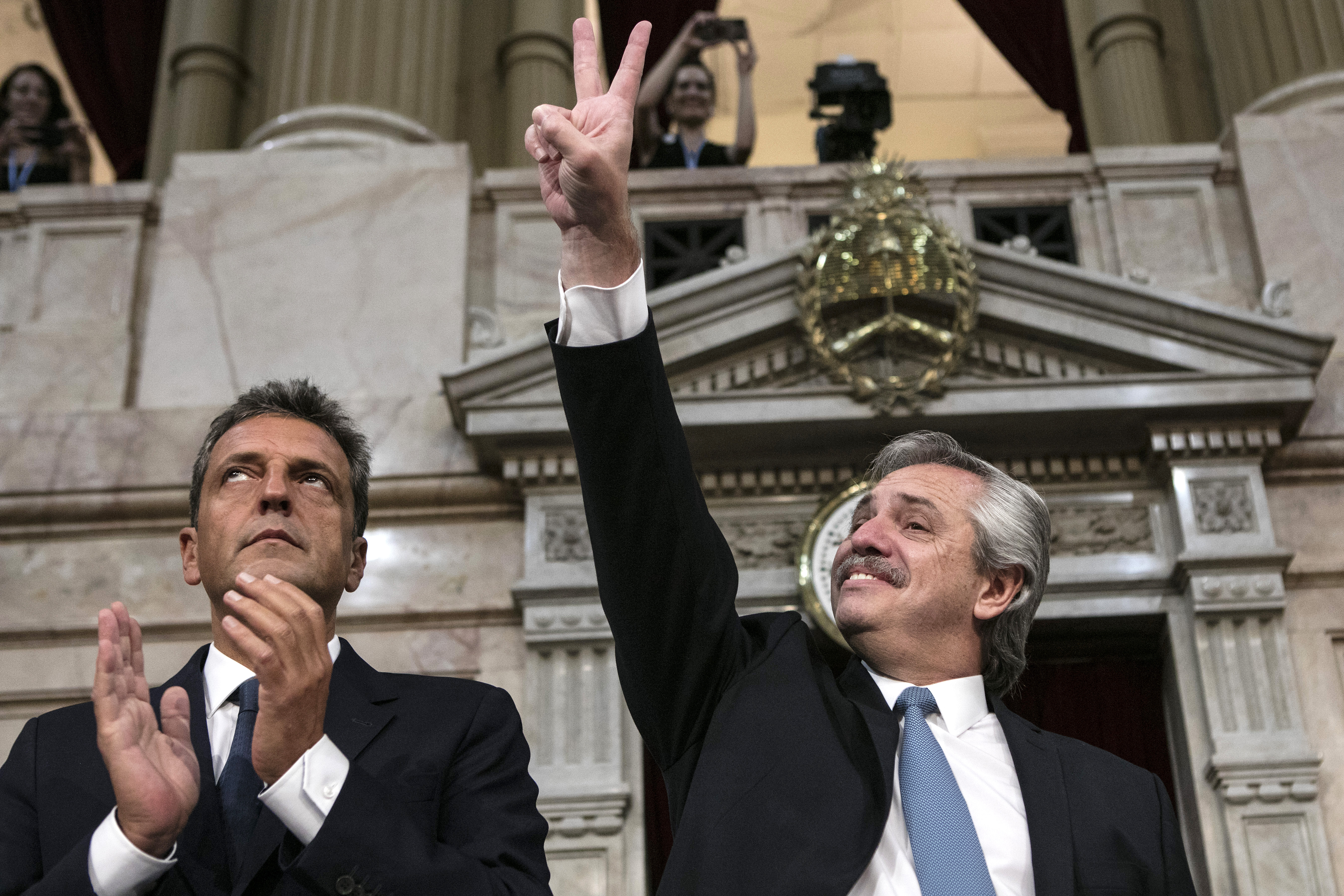 Atual presidente da Argentina, Alberto Fernández vota: “Ordem e paz”