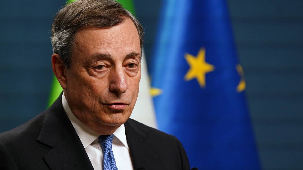 BRUSSELS, BELGIUM - JUNE 24: Italian Prime Minister Mario Draghi speaks during a press conference at the end of the EU Council Meeting of EU on June 24, 2022 in Brussels, Belgium. EU and Western Balkans leaders are meeting for the first time since the start of Russia’s invasion on Ukraine, and will discuss issues pertaining to enlargement, energy, security and defence, and youth. (Photo by Pier Marco Tacca/Getty Images)