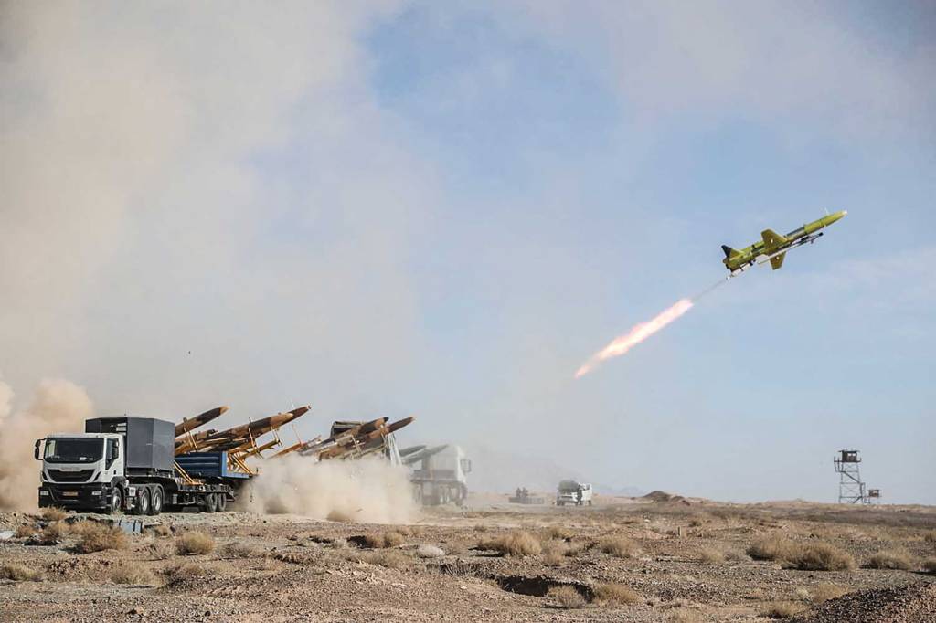 O Ir&atilde; fornecer&aacute; centenas de drones com capacidades de armas de combate &agrave; R&uacute;ssia para uso na invas&atilde;o `a Ucr&acirc;nia, disse Jake Sullivan, conselheiro de seguran&ccedil;a nacional da Casa Branca dos EUA em 11/07/2022.