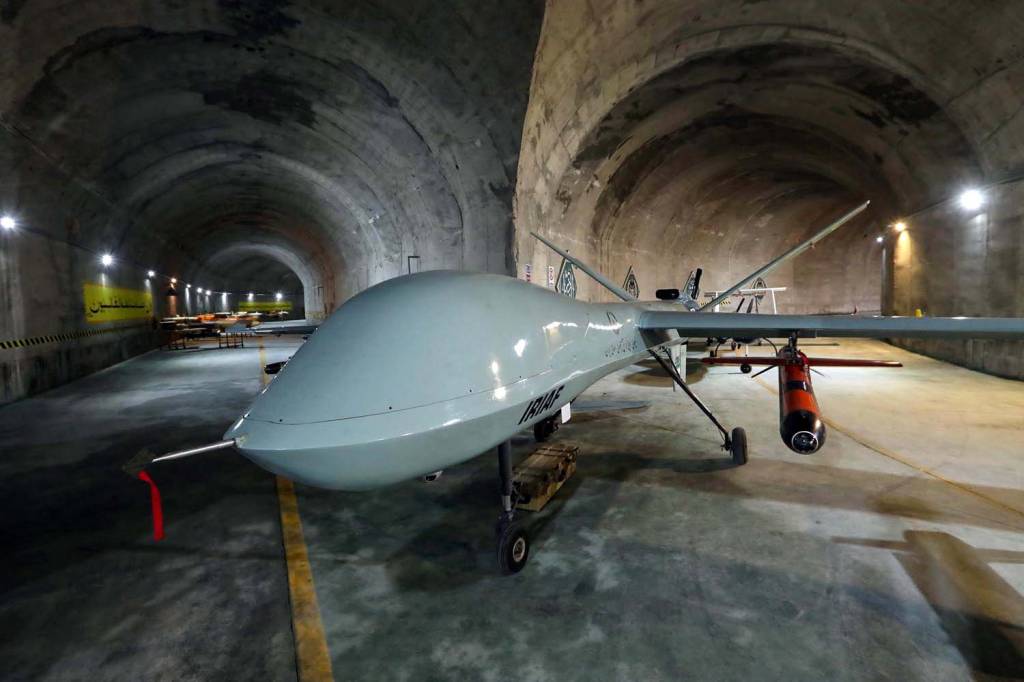 O Ir&atilde; fornecer&aacute; centenas de drones com capacidades de armas de combate &agrave; R&uacute;ssia para uso na invas&atilde;o `a Ucr&acirc;nia, disse Jake Sullivan, conselheiro de seguran&ccedil;a nacional da Casa Branca dos EUA em 11/07/2022.