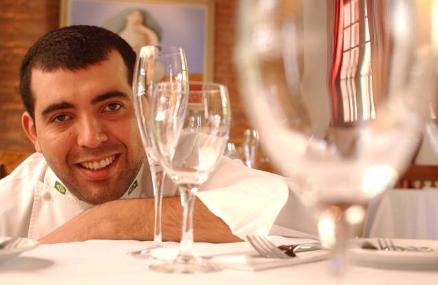 Chef Jefferson Rueda, dono do restaurante Pomodori, em São Paulo, 12/11/2004. Chef Jefferson Rueda, dono do restaurante Pomodori, em São Paulo, 12/11/2004.