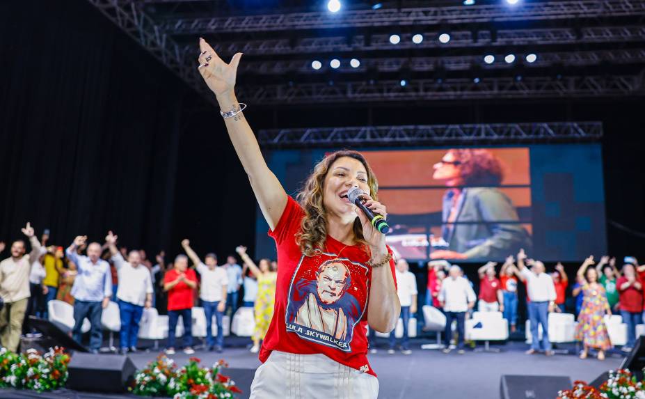 Rosângela Janja, esposa de Lula no ato público “Juntos por Pernambuco e pelo Brasil”, em Recife (PE), no Classic Hall. 21/07/2022