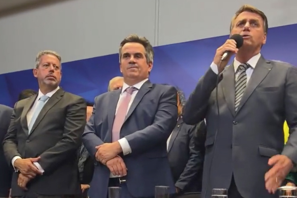 Bolsonaro e aliados sentiram o golpe da mobilização em São Paulo