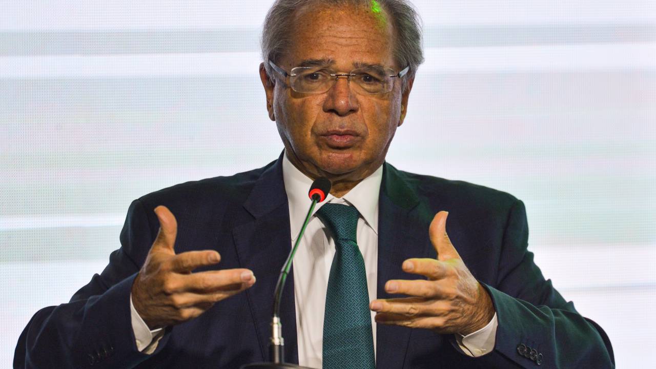 O ministro da Economia, Paulo Guedes, durante palestra de abertura do Painel Telebrasil Summit 2022.
